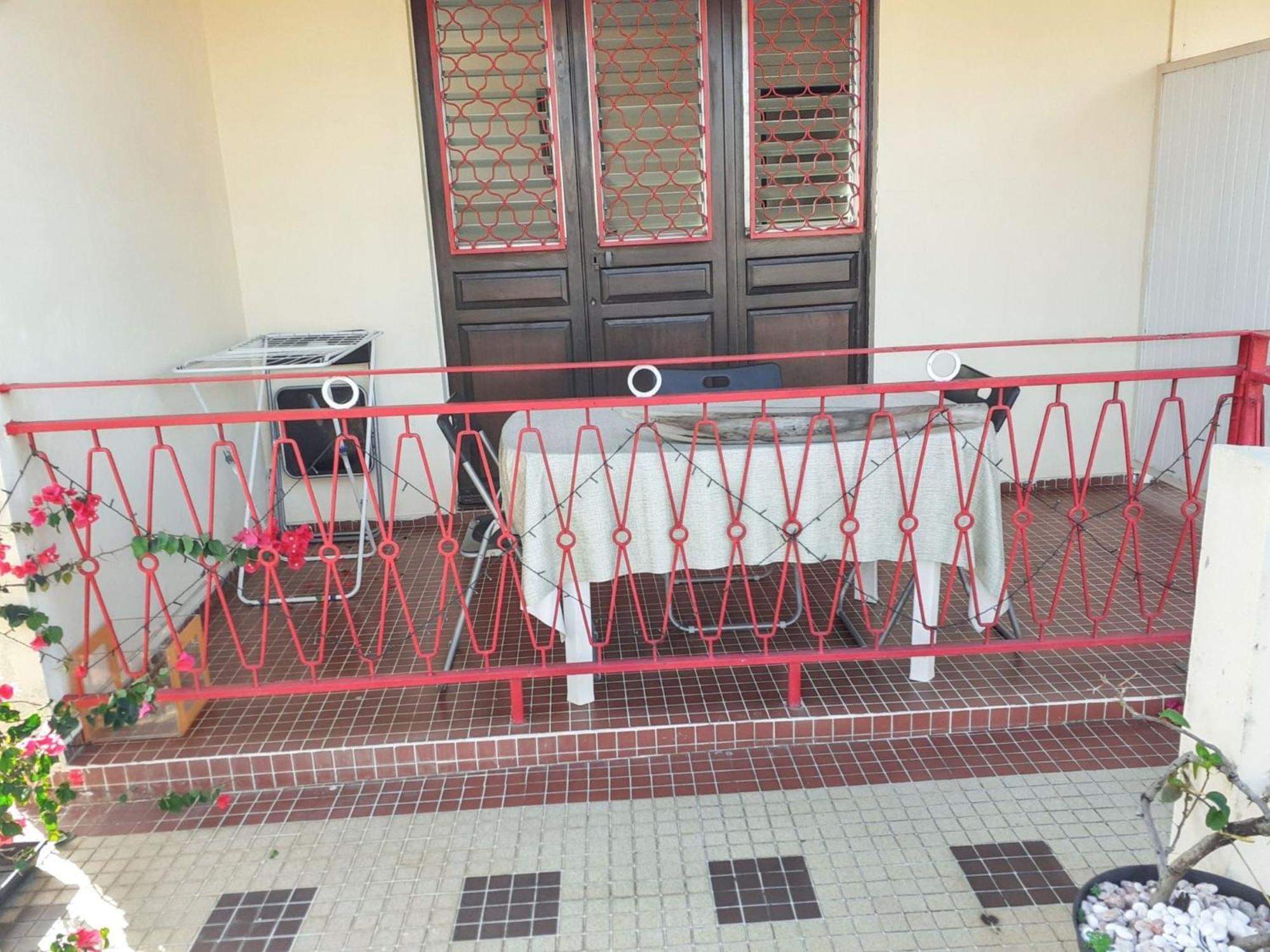 Appartement Charmant A Fort De France 55 M² Proche Centre Ville 外观 照片